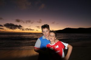 Andrea e Mattia, Waya island, Yasawa, Figi. Autore e Copyright Marco Ramerini