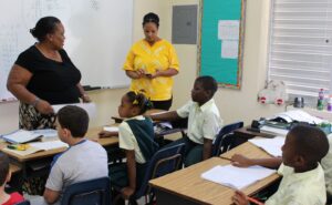 Glintons Primary School, Bahamas. Autore e Copyright Marco Ramerini