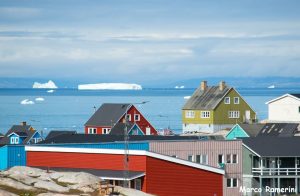 Case colorate ad Ilulissat, Groenlandia. Autore e Copyright Marco Ramerini