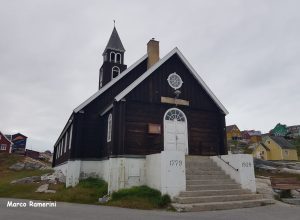 La facciata della Zions Kirke una della più antiche chiese della Groenlandia. Autore e Copyright Marco Ramerini