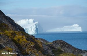 Terra e ghiaccio, Disko Bay, Groenlandia. Autore e Copyright Marco Ramerini