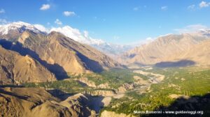 La valle dello Hunza con il Rakaposhi. Pakistan. Autore e Copyright Marco Ramerini
